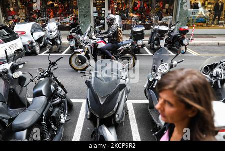 Parking for motorbikes along the street in Milan, Italy on October 6, 2021. (Photo by Jakub Porzycki/NurPhoto) Stock Photo