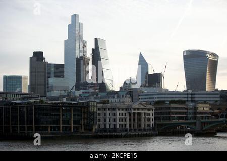 Towers of the City of London financial district, including Tower 42 (2L), 22 Bishopsgate (L), the Leadenhall Building or 'Cheesegrater' (C), The Scalpel (R) and 20 Fenchurch Street or the 'Walkie Talkie' (2R) stand in early morning sunlight in London, England, on October 11, 2021. (Photo by David Cliff/NurPhoto) Stock Photo