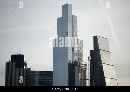 Towers of the City of London financial district, including Tower 42 (L), 22 Bishopsgate (C) and the Leadenhall Building or 'Cheesegrater' (R) stand in early morning sunlight in London, England, on October 11, 2021. (Photo by David Cliff/NurPhoto) Stock Photo