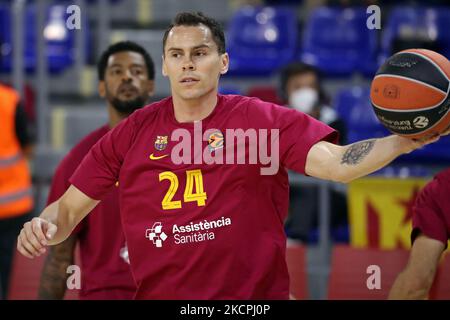 Kyle Kuric during the match between FC Barcelona and Olympiacos BC, corresponding to the week 3 of the Euroleague, played at the Palau Blaugrana, on 13th October 2021, in Barcelona, Spain. -- (Photo by Urbanandsport/NurPhoto) Stock Photo