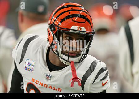 Cincinnati Bengals safety Vonn Bell (24) lines up for the play during an  NFL wild-card playoff football game against the Las Vegas Raiders,  Saturday, Jan. 15, 2022, in Cincinnati. (AP Photo/Emilee Chinn