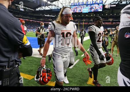 Cincinnati Bengals wide receiver Trenton Irwin (16) makes a catch for a  touchdown during an NFL football game against the Cleveland Browns,  Tuesday, Dec. 13, 2022, in Cincinnati. (AP Photo/Jeff Dean Stock