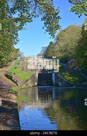 Five Rise Locks, Bingley, West Yorkshire in Autumn Stock Photo