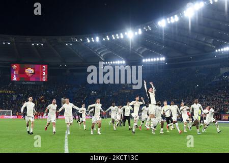 Players of AC Milan celebrate the victory during the Serie A match between AS Roma and AC Milan Calcio at Stadio Olimpico, Rome, Italy on 31 October 2021. (Photo by Giuseppe Maffia/NurPhoto) Stock Photo