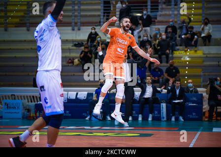 Cvaccini (Top Volley Cisterna) during the Volleyball Italian Serie A Men Superleague Championship Top Volley Cisterna vs Tonno Callippo Vibo Valentia on November 06, 2021 at the Palasport in Cisterna, Italy (Photo by Bianca Simonetti/LiveMedia/NurPhoto) Stock Photo