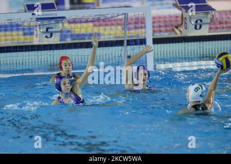 Lille UC defense during the Waterpolo EuroLeague Women match FTC Telekom Budapest vs Lille UC on November 19, 2021 at the Polo Natatorio Swimming Pool in Rome, Italy (Photo by Luigi Mariani/LiveMedia/NurPhoto) Stock Photo