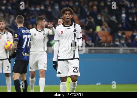 Eddie Salcedo in action during the Serie A football match between FC Internazionale and Spezia Calcio at Giuseppe Meazza Stadium, on December 01, 2021 in Milano, Italy (Photo by Mairo Cinquetti/NurPhoto) Stock Photo