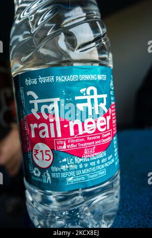https://l450v.alamy.com/450v/2kcx8ej/july-4th-2022-haridwar-india-a-man-holding-rail-neer-packaged-drinking-water-bottle-offered-by-indian-railways-2kcx8ej.jpg