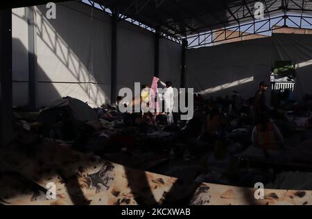 Central American migrants inside the Casa Peregrino located in Mexico City, who received accommodation, food, legal, psychological and medical attention, to go to various refugee support offices and try to obtain a permit to stay longer in Mexico in view of the difficulties their compatriots are having to enter the United States during the COVID-19 health emergency in the country. (Photo by Gerardo Vieyra/NurPhoto) Stock Photo