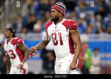 Arizona Cardinals tight end Darrell Daniels (81) looks on against the ...