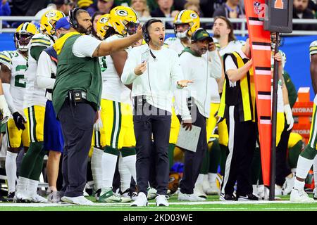 Green Bay Packers head coach Matt LaFleur calls out to players on the field after a play during an NFL football game between the Detroit Lions and the Green Bay Packers in Detroit, Michigan USA, on Sunday, January 9, 2022. (Photo by Amy Lemus/NurPhoto) Stock Photo