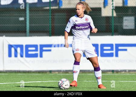 Agnese Bonfantini (Roma) and Stephanie Breitner (Fiorentina Femminile)  during ACF Fiorentina