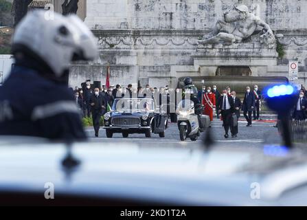 Italy's newly re-elected President Sergio Mattarella's car is escorted by Carabinieri officers on its way to the Italian parliament, on the occasion of the swearing-in ceremony, in Rome Thursday, Feb. 3, 2022. (Photo by Massimo Valicchia/NurPhoto)