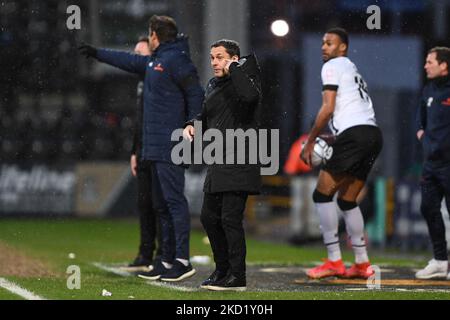 Paul Hurst, manager of Grimsby Town gestures during the Vanarama National League match between Notts County and Grimsby Town at Meadow Lane, Nottingham on Saturday 5th February 2022. (Photo by Jon Hobley/MI News/NurPhoto) Stock Photo