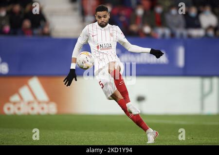 Moroccan Star Youssef En-Nesyri Shines in Fenerbahçe vs. Anderlecht Playoff Showdown