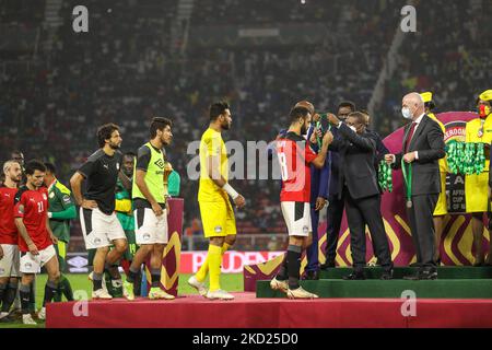 Team Egypt receives his silver medal from Patrice Motsepe, President of the Confederation of African Football (CAF) after the 2021 Africa Cup of Nations final soccer match between Senegal and Egypt at the Paul Biya 'Olembe' Stadium, Yaounde, Cameroon 06 February 2022. (Photo by Ayman Aref/NurPhoto) Stock Photo