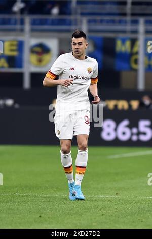 Stephan El Shaarawy (A.S. Roma) during the Coppa Italia soccer match between FC Internazionale vs AS Roma at the Giuseppe Meazza Stadium in Milan, Italy on 8 February 2022. (Photo by Michele Maraviglia/NurPhoto) Stock Photo