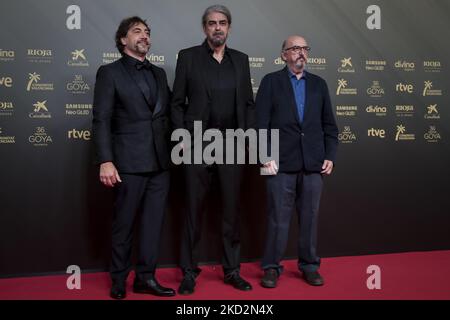 Actor Javier Bardem, director Fernando Leon de Aranoa and producer Jaume Roures poses during red carpet a prelude to the Goya Awards 2022 at Reina Sofia palace. On February 12, 2022. (Photo by Jose Miguel Fernandez/NurPhoto) Stock Photo