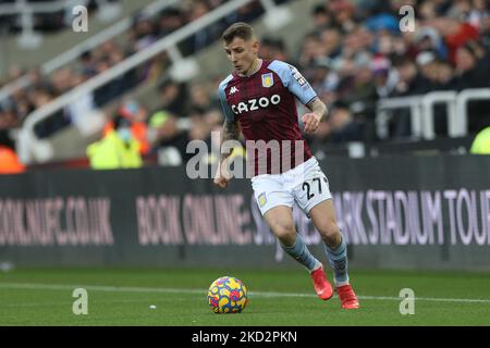 Aston Villa's Lucas Digne during the Premier League match between Newcastle United and Aston Villa at St. James's Park, Newcastle on Sunday 13th February 2022. (Photo by Mark Fletcher/MI News/NurPhoto) Stock Photo