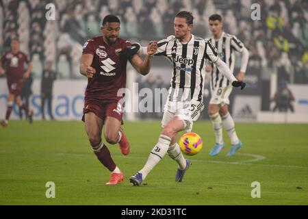 Adrien Rabiot of Juventus FC and Gleison Bremer of Torino FC during the Serie A Football match between Juventus FC and Torino FC at Allianz Stadium, on 18 February 2022 in Turin, Italy (Photo by Alberto Gandolfo/NurPhoto) Stock Photo