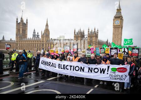 London, UK. 05th Nov, 2022. Jeremy Corbyn joins the march outside the Houses Of Parliament. The Peoples Assembly are protesting against the government's lack of action in dealing with the cost of living crisis and is calling for a general election. Credit: Andy Barton/Alamy Live News Stock Photo