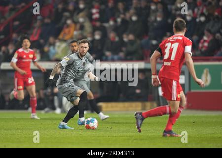 Marcel Hartel of FC St Pauli during Union Berlin vs FC St. Pauli, German Cup, at Stadion An der Alten Försterei, Berlin, Germany on March 1, 2022. (Photo by Ulrik Pedersen/NurPhoto) Stock Photo