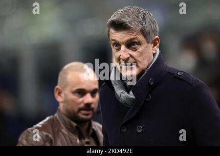 Gianluca Pagliuca looks on during the italian soccer Serie A match Inter - FC Internazionale vs US Salernitana on March 04, 2022 at the San Siro stadium in Milan, Italy (Photo by Francesco Scaccianoce/LiveMedia/NurPhoto) Stock Photo