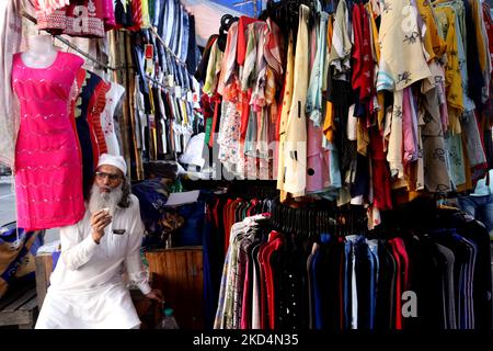 Readymade garment shop hi-res stock photography and images - Alamy
