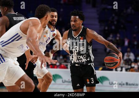 Chris Jones of LDLC Asvel Villeurbanne in action during the Turkish Airlines EuroLeague match between Real Madrid and LDLC Asvel Villeurbanne at Wizink Center on March 17, 2022 in Madrid, Spain. (Photo by Oscar Gonzalez/NurPhoto) Stock Photo