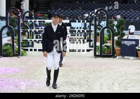 Verona, Italy. 04th Nov, 2022. Mike KAWAI of Japan riding Goldwin in action during the CSI 5*- W competition as part of the Longines FEI Jumping World Cup 2022 on November 4th 2022 in Verona, Italy Credit: Mickael Chavet/Alamy Live News Stock Photo