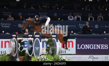 Verona, Italy. 04th Nov, 2022. Mike KAWAI of Japan riding Goldwin in action during the CSI 5*- W competition as part of the Longines FEI Jumping World Cup 2022 on November 4th 2022 in Verona, Italy Credit: Mickael Chavet/Alamy Live News Stock Photo