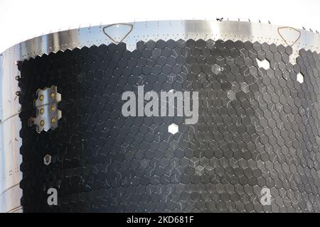 Details of SpaceX new Starship's TPS, a network of hexagonal heat resistant tiles which protect the spaceship during reentry. (Photo by Reginald Mathalone/NurPhoto) Stock Photo