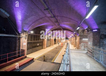 The Dark Arches were constructed to support Leeds Railway Station Stock Photo