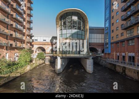 Leeds railway station South entrance £20M , fully accessible route to the city’s Granary Wharf area,opened January 2016 Stock Photo