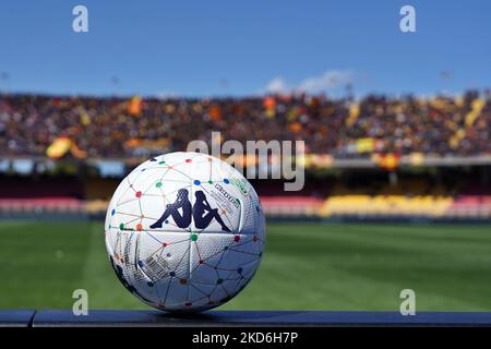 San Nicola stadium, Bari, Italy, September 03, 2022, Official Kombat Ball  Lega B 2022 - 2023 during SSC Bari vs SPAL - Italian soccer Serie B match  Stock Photo - Alamy