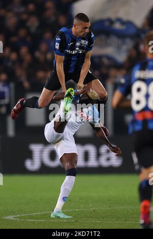 Andrea Masiello of Genoa CFC and Victor Osimhen of SSC Napoli