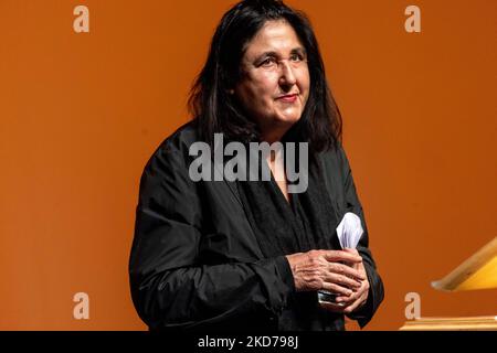 Darmstadt, Germany. 05th Nov, 2022. Writer Emine Sevgi Özdamar receives the Georg Büchner Prize at the Staatstheater Darmstadt. The award, worth 50,000 euros, is one of the most important literary prizes in the German-speaking world. Credit: Helmut Fricke/dpa/Alamy Live News Stock Photo