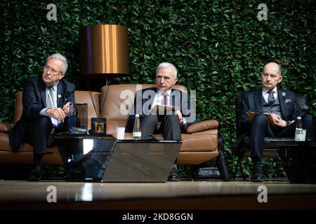 Janusz Steinhoff (Regional Chamber of Commerce and Industry in Katowice), Piotr Naimski (Government Plenipotentiary for Strategic Energy Infrastructure), Igor Wasilewski (Chairman of the Board, PERN S.A.) during the European Economic Congress in Katowice, Poland on April 26, 2022 (Photo by Mateusz Wlodarczyk/NurPhoto) Stock Photo