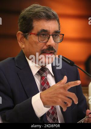 Governor of Sri Lankan Central Bank Nandalal Weerasinghe speaks during a media briefing at the Central Bank in Colombo, Sri Lanka April 29, 2022. (Photo by Pradeep Dambarage/NurPhoto) Stock Photo