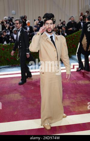 NEW YORK, NEW YORK - MAY 02: Bad Bunny attend The 2022 Met Gala