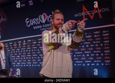 Sam Ryder (Sopace man) United Kingdom during the Eurovision Song Contest 2022, artists press conference, on 05 May 2022, at Pala Alpitour in Turin, Italy. (Photo by Nderim Kaceli/LiveMedia/NurPhoto) Stock Photo