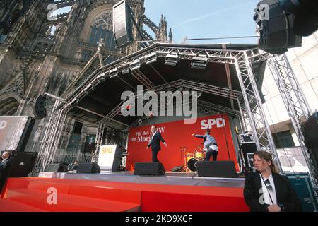 Thomas Kutschaty, the top candidate for SPD party speaks on the stage at Roncalliplatz in Cologne, Germany on May 13 during the SPD party state election campaign 2022 (Photo by Ying Tang/NurPhoto) Stock Photo