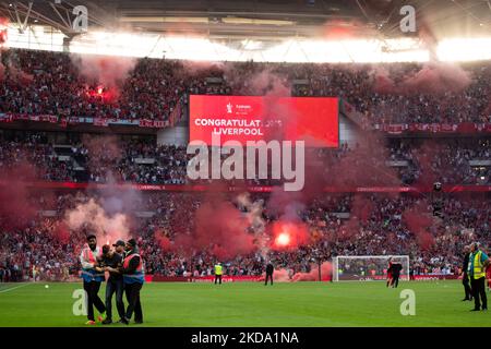 Liverpool reacts during the FA Cup Final between Chelsea and Liverpool at Wembley Stadium, London on Saturday 14th May 2022.(Photo by Federico Maranesi/MI News/NurPhoto) Stock Photo