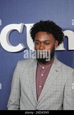 NEW YORK, NEW YORK - MAY 16: Echo Kellum attend the 2022 NBCUniversal Upfront at Mandarin Oriental Hotel on May 16, 2022 in New York City. (Photo by John Nacion/NurPhoto) Stock Photo