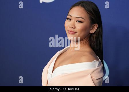 NEW YORK, NEW YORK - MAY 17: Suni Lee attends the 2022 ABC Disney Upfront at Basketball City - Pier 36 - South Street on May 17, 2022 in New York City. (Photo by John Nacion/NurPhoto) Stock Photo