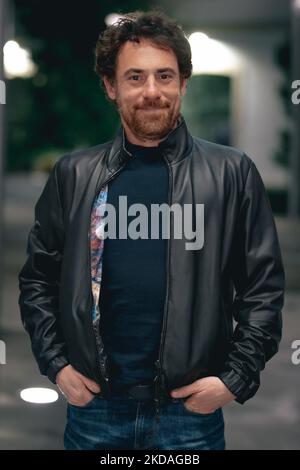 Elio Germano attends a photocall for the Award 'Lo Spiraglio Fondazione Roma at the Maxxi Museum on May 08, 2022 in Rome, Italy (Photo by Luca Carlino/NurPhoto) Stock Photo