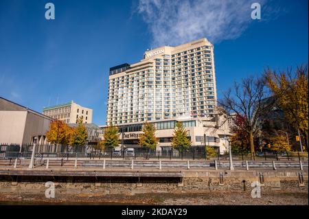 Ottawa, Ontario - October 21, 2022:  Views of the Westin Hall along the Rideau Canal in Ottawa. Stock Photo