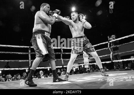 Otto Wallin (24-1, 14 KOs; New York City by way of Sweden), the 11th ranked WBC heavyweight in the world, defeated Rydell Booker (26-5-1, 13 KOs; Detroit, MI) by a unanimous 10 round decision on 26 May 2022 at Salita Promotions’ Detroit Brawl professional boxing event in Dearborn, Michigan. (Photo by Adam J. Dewey/NurPhoto) Stock Photo