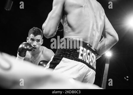 Shohjahon Ergashev (Detroit, MI by way of Uzbekistan) advanced his record to 22-0, retaining his #4 IBF, #13 WBA, #11 WBO, and #7 The Ring rankings by defeating Luis Alberto Veron (19-4-2, 9 KOs) of Argentina by unanimous decision in an 8 round bout on 26 May 2022 at Salita Promotions’ Detroit Brawl professional boxing event in Dearborn, Michigan. (Photo by Adam J. Dewey/NurPhoto) Stock Photo