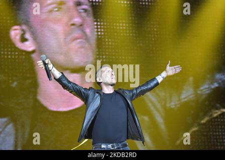 Francesco Silvestre of the Moda band during the live concert â€œBuona Fortuna Tourâ€ at Palazzo dello Sport in Rome, Italy&#xA;May 26, 2022&#xA; (Photo by Roberto Bettacchi/SportReporter/LiveMedia/NurPhoto) Stock Photo